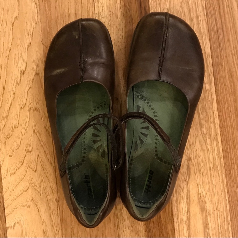 Brown earth shoes